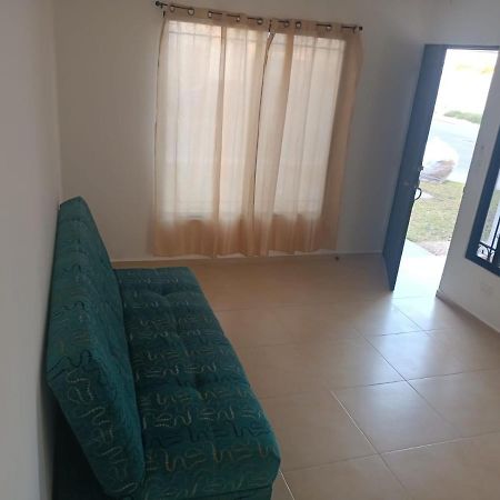 Hermosa Casa A 15 Minutos Del Aeropueto De Cancun En Exclusivo Fraccionamiento Residencial Exterior photo