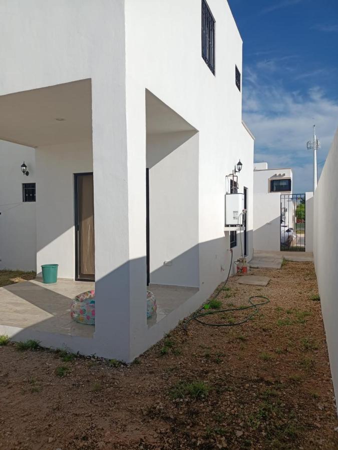 Hermosa Casa A 15 Minutos Del Aeropueto De Cancun En Exclusivo Fraccionamiento Residencial Exterior photo